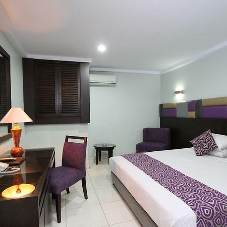 Hotel Alma Jakarta Exterior photo