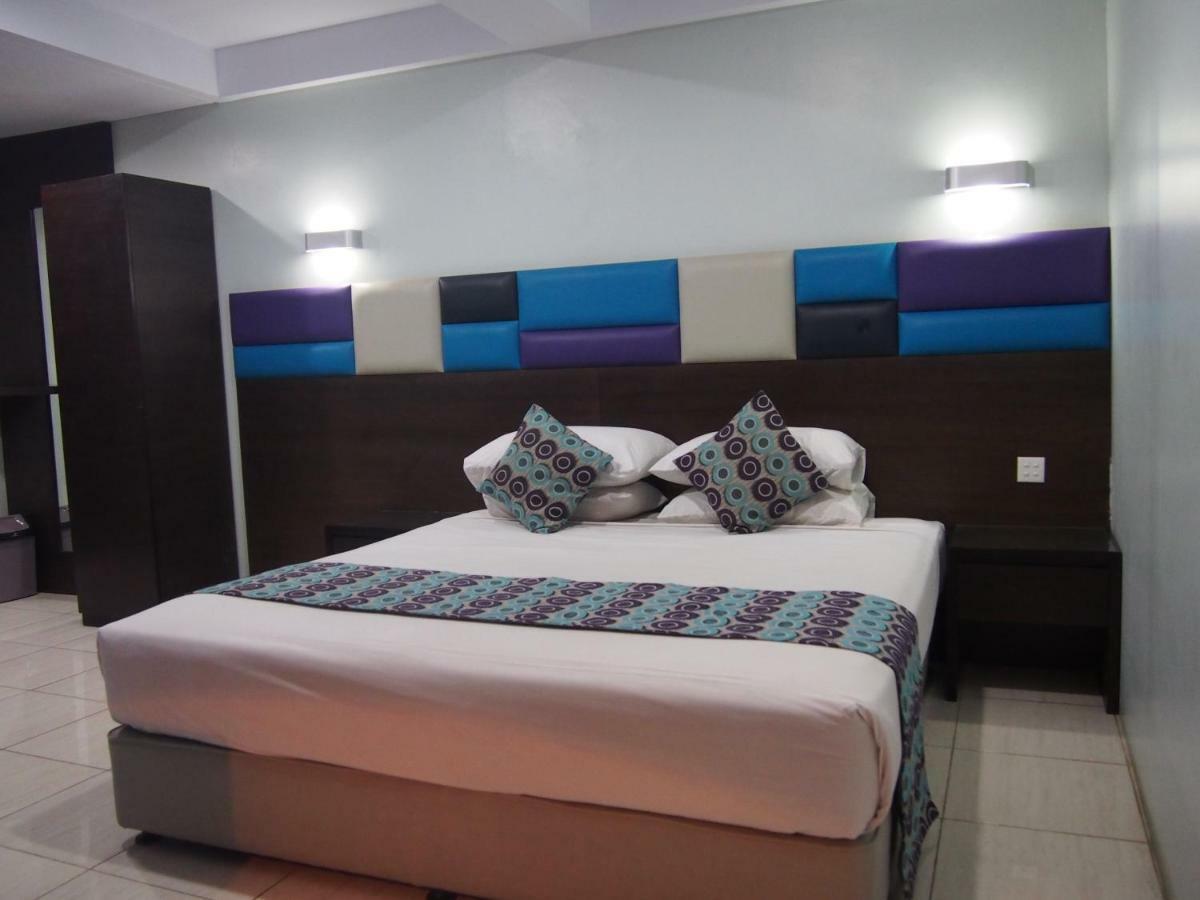 Hotel Alma Jakarta Exterior photo